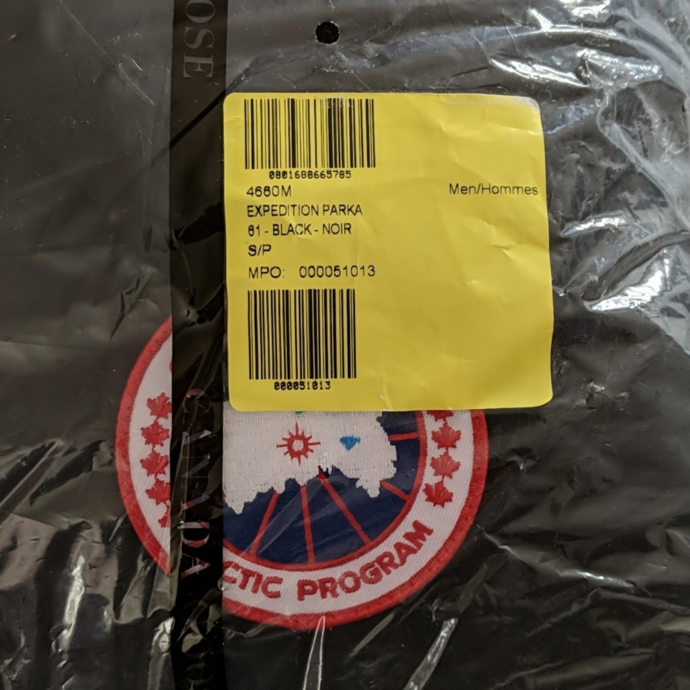 Canada Goose Men's Expedition Parka - Picture 15 of 15